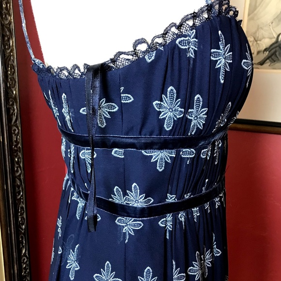 Silk BCBG Paris Printed Summer Dress - Picture 2 of 6